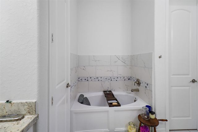 719 Cold Spring Drive, Baytown, TX 77523