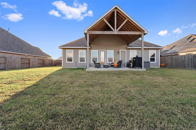 719 Cold Spring Drive, Baytown, TX 77523