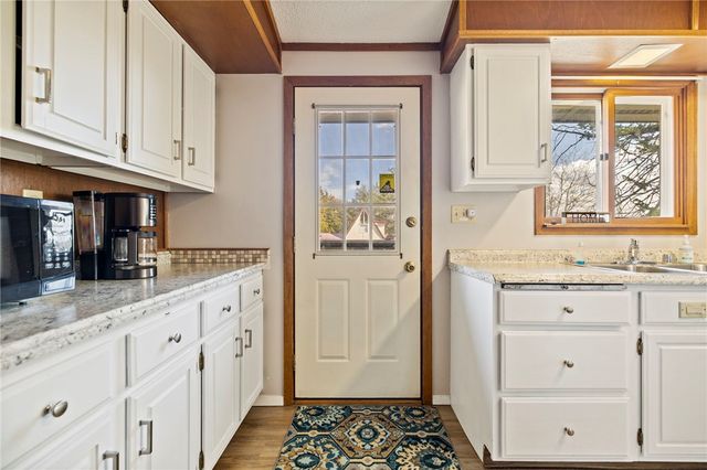 21583 Walnut Street, Garfield, AR 72732