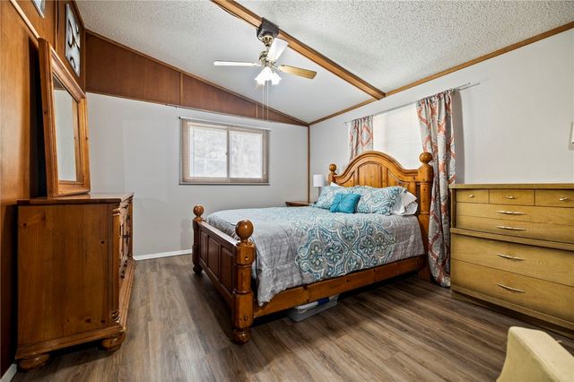 21583 Walnut Street, Garfield, AR 72732