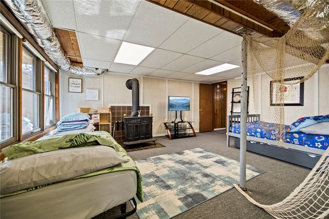 21583 Walnut Street, Garfield, AR 72732