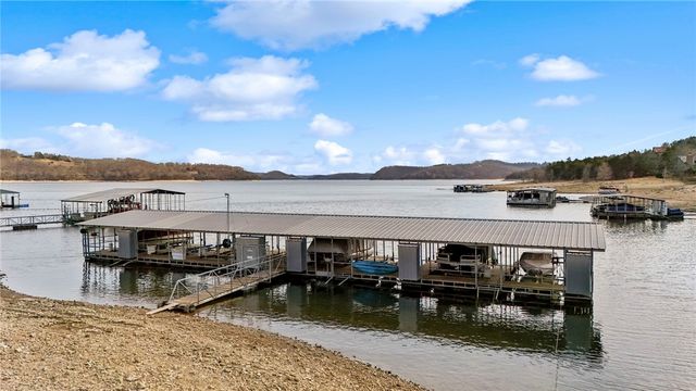 21583 Walnut Street, Garfield, AR 72732