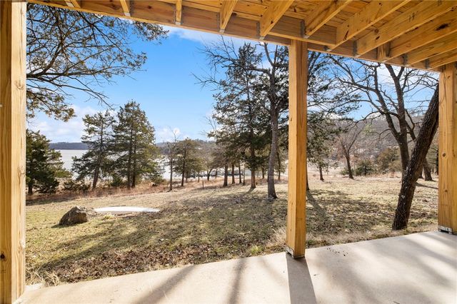 21583 Walnut Street, Garfield, AR 72732