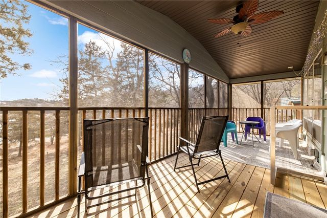 21583 Walnut Street, Garfield, AR 72732