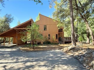 2407 Anglers Court, Mariposa, CA 95338