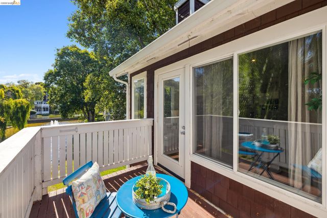 96 Bayside Ct, Richmond, CA 94804