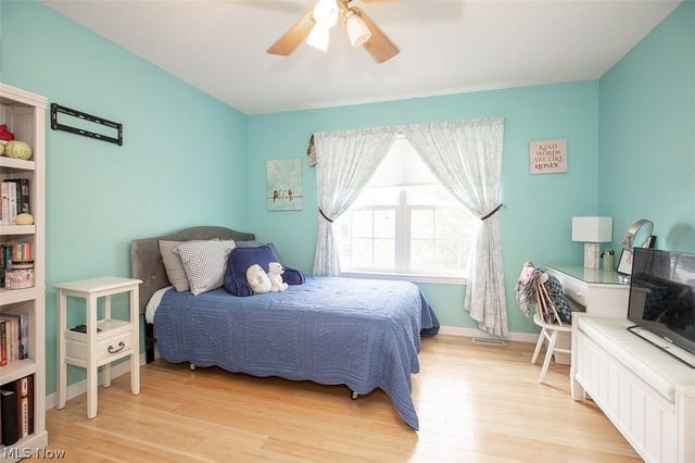 33316 Ambleside Drive, Avon Lake, OH 44012