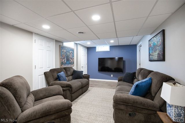 33316 Ambleside Drive, Avon Lake, OH 44012