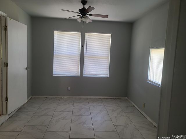 523 Trudell, San Antonio, TX 78213
