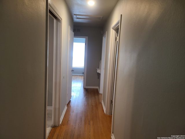 523 Trudell, San Antonio, TX 78213
