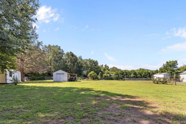3248 Providence RD, Hayes, VA 23072