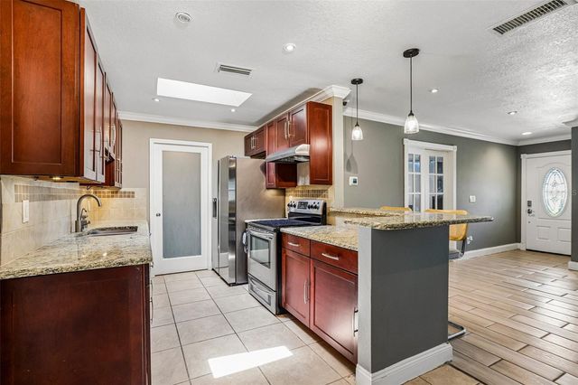 1009 COOLWOOD PLACE, Brandon, FL 33511