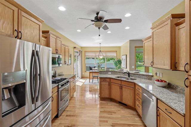 520 Crescent Lane, Norwalk, IA 50211