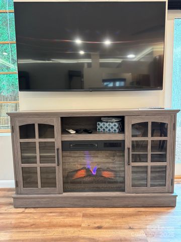 716 E Woodlawn Road, Charlotte, NC 28209