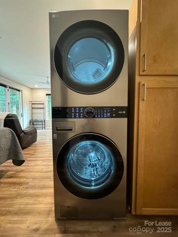 716 E Woodlawn Road, Charlotte, NC 28209