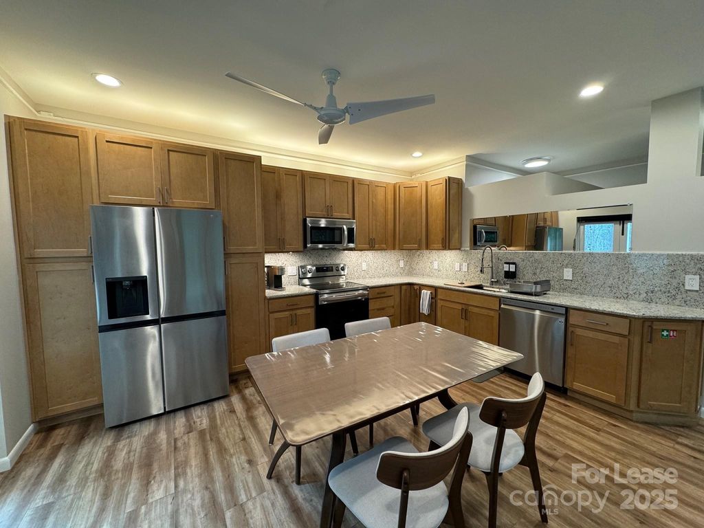 716 E Woodlawn Road, Charlotte, NC 28209