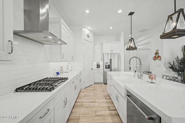 21641 N 59TH Street, Phoenix, AZ 85054