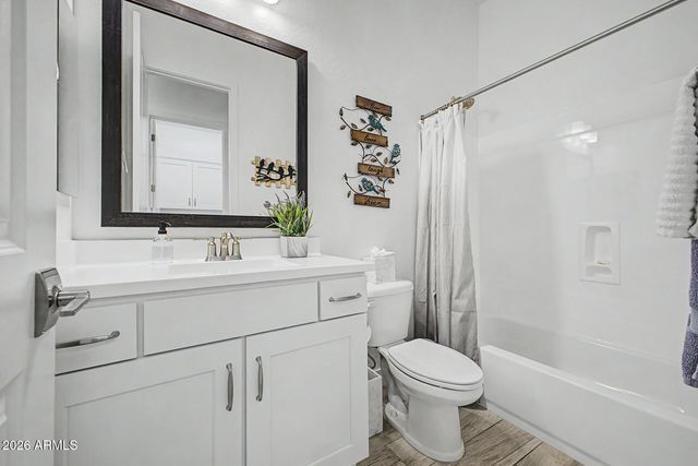 21641 N 59TH Street, Phoenix, AZ 85054