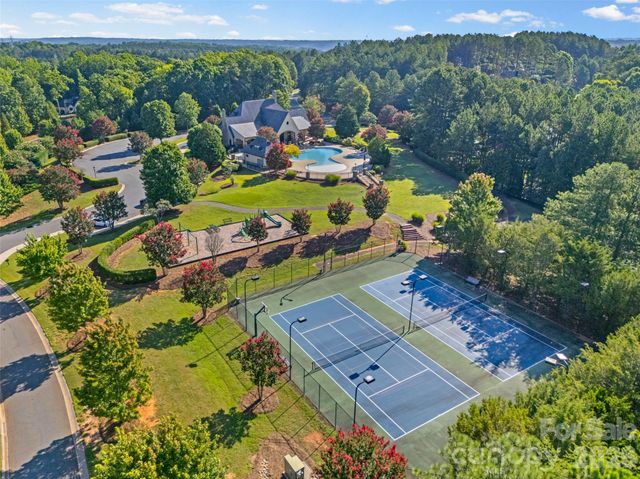 2117 Wood Clough Court 341, Belmont, NC 28012