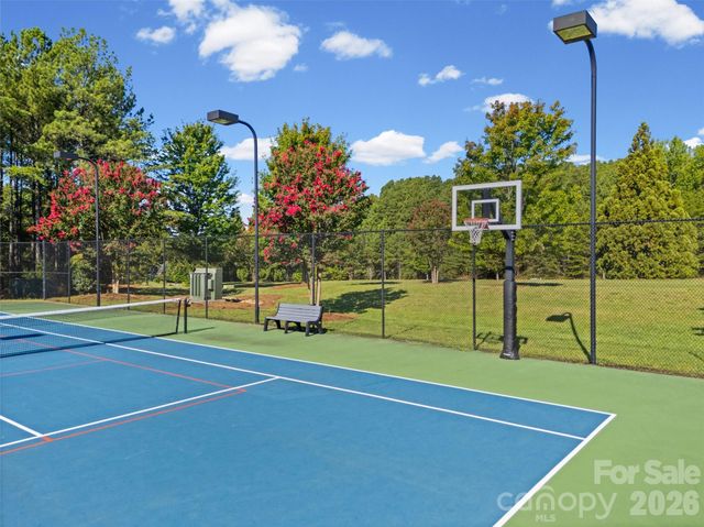 2117 Wood Clough Court 341, Belmont, NC 28012