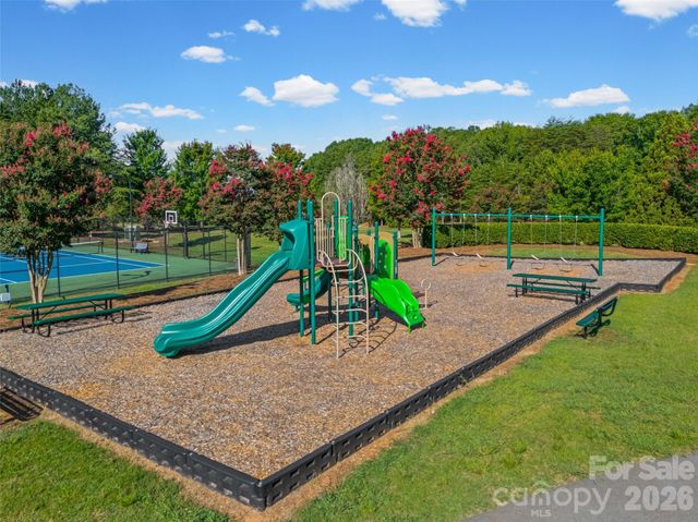 2117 Wood Clough Court 341, Belmont, NC 28012