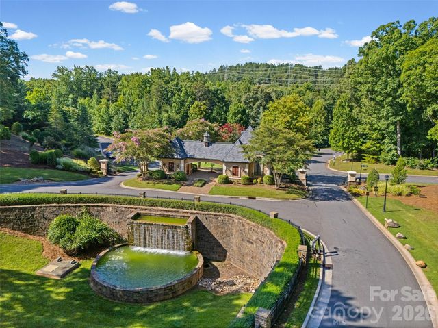 2117 Wood Clough Court 341, Belmont, NC 28012
