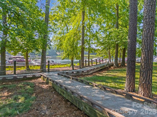 2117 Wood Clough Court 341, Belmont, NC 28012