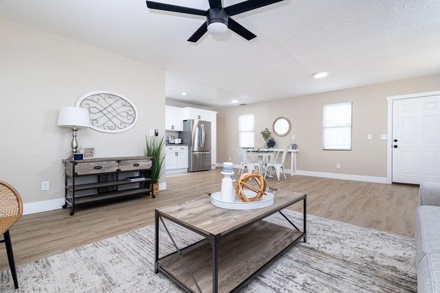 4223 Marysville Blvd, Sacramento, CA 95838