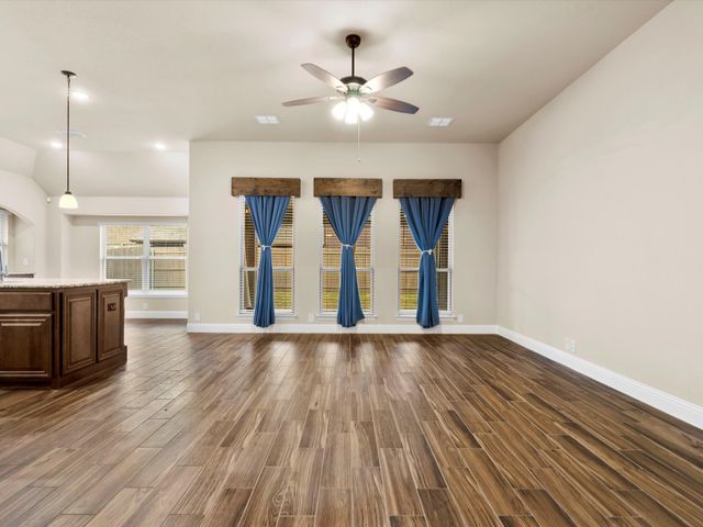 10213 Fox Manor Trail, Fort Worth, TX 76131