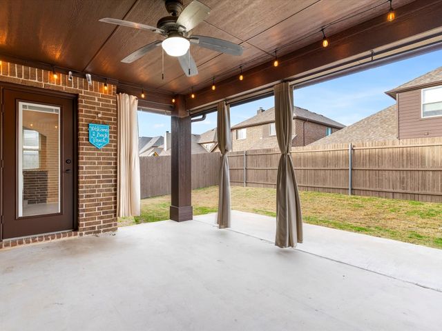 10213 Fox Manor Trail, Fort Worth, TX 76131