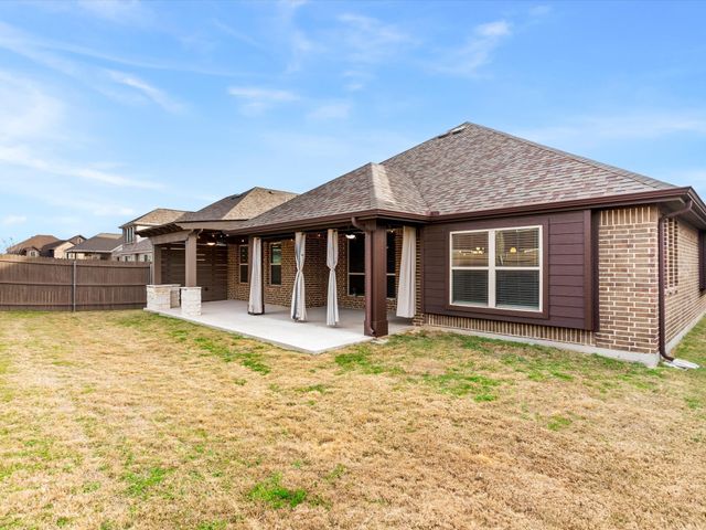 10213 Fox Manor Trail, Fort Worth, TX 76131