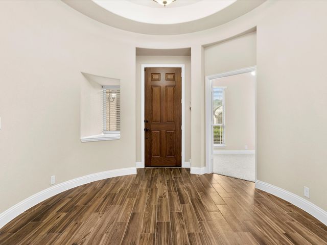 10213 Fox Manor Trail, Fort Worth, TX 76131