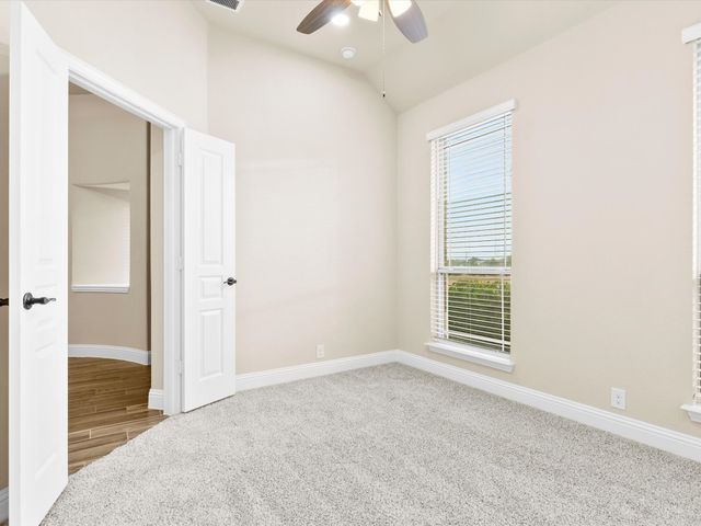 10213 Fox Manor Trail, Fort Worth, TX 76131