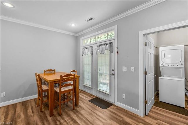 14 Rhododendron Drive, Greensboro, NC 27455