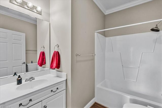14 Rhododendron Drive, Greensboro, NC 27455