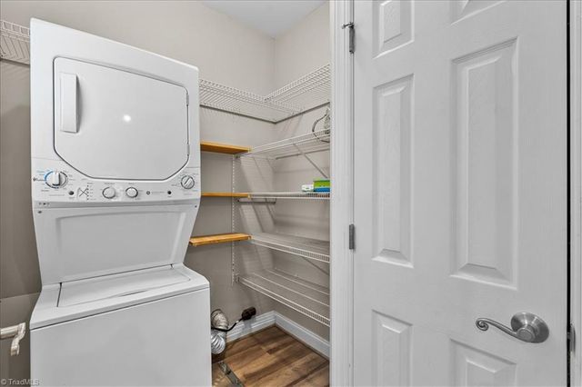 14 Rhododendron Drive, Greensboro, NC 27455