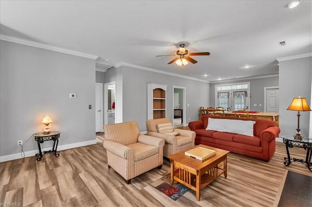 14 Rhododendron Drive, Greensboro, NC 27455