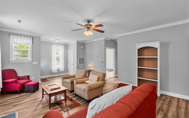 14 Rhododendron Drive, Greensboro, NC 27455