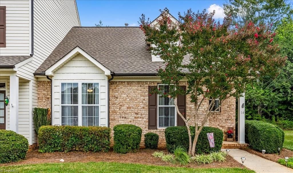14 Rhododendron Drive, Greensboro, NC 27455