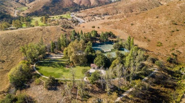 5744 Oak Bend Lane 203, Oak Park, CA 91377