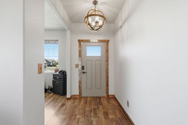 8997 N Cheltenham Ct, Spokane, WA 99208