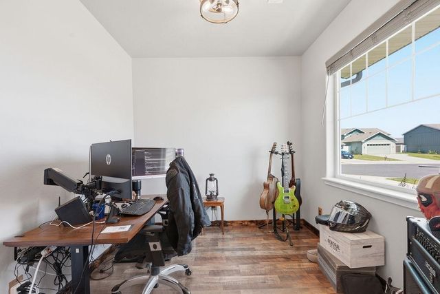 8997 N Cheltenham Ct, Spokane, WA 99208