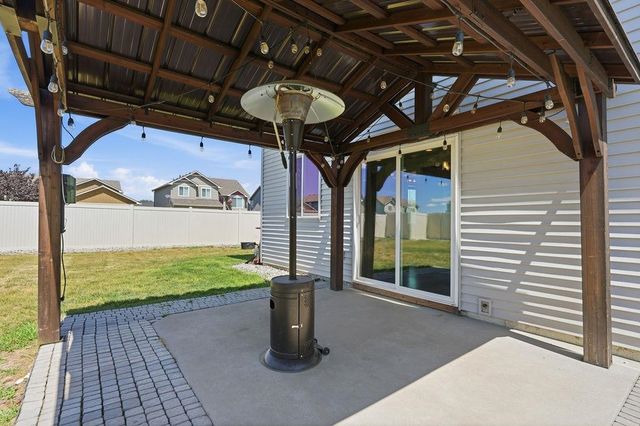 8997 N Cheltenham Ct, Spokane, WA 99208