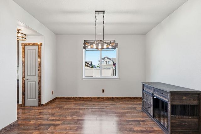 8997 N Cheltenham Ct, Spokane, WA 99208