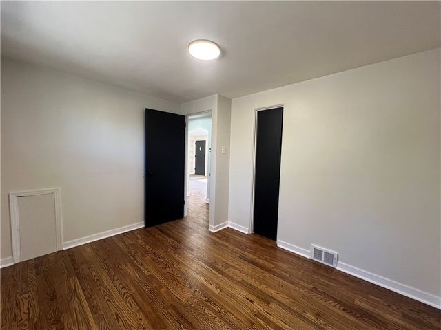 658 Fort Couch road, Upper St Clair, PA 15241