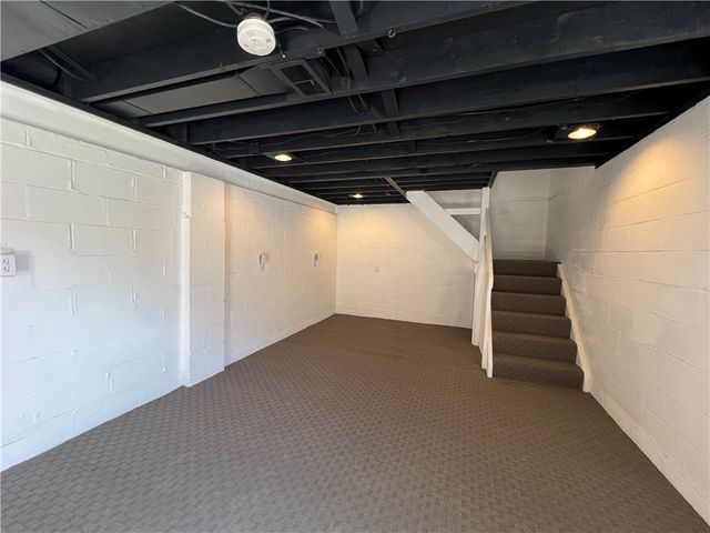 658 Fort Couch road, Upper St Clair, PA 15241