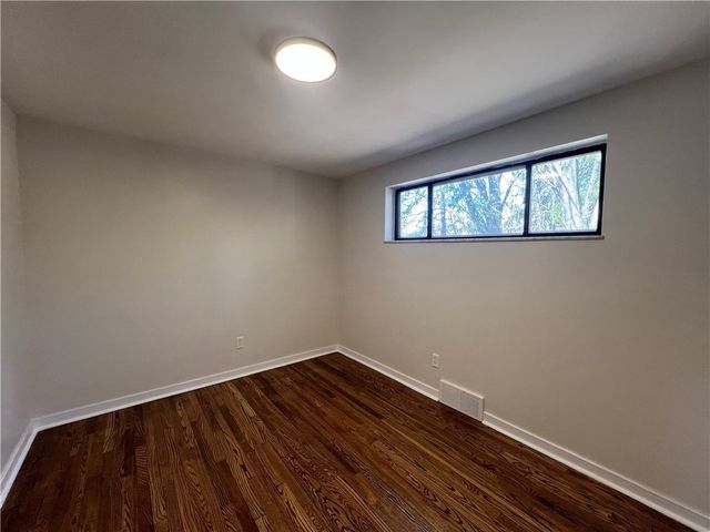 658 Fort Couch road, Upper St Clair, PA 15241