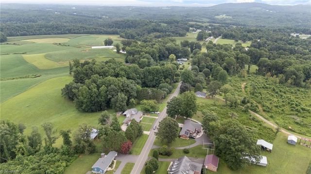 3808 Old Highway 601, Mount Airy, NC 27030