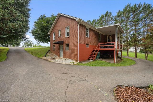 3808 Old Highway 601, Mount Airy, NC 27030