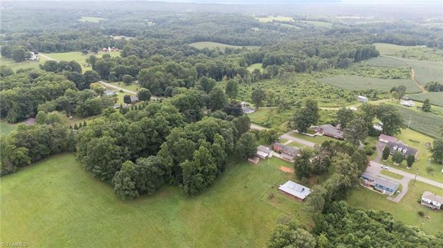 3808 Old Highway 601, Mount Airy, NC 27030